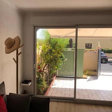 Maison Moderne Et Confortable - Proche De La Hébergement de vacances