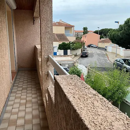 Hébergement de vacances Maison Moderne Et Confortable - Proche De La