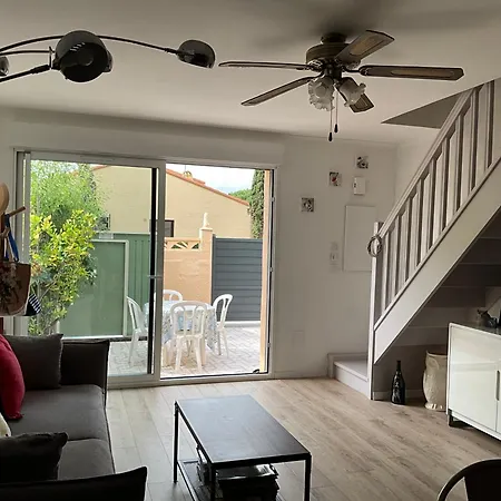 Hébergement de vacances Maison Moderne Et Confortable - Proche De La *